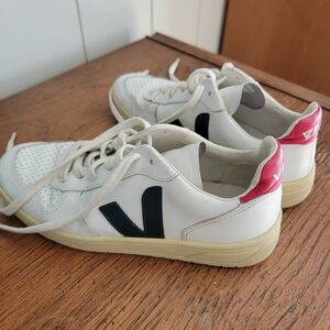 Veja 7 NAUTICO PEKIN colorway Sneakers